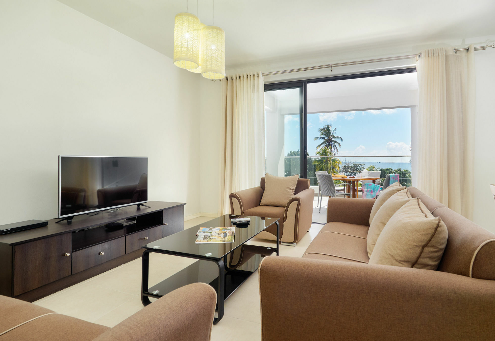 Liberty Drive Apartments & Penthouses By Lov Тру о Биш Екстериор снимка